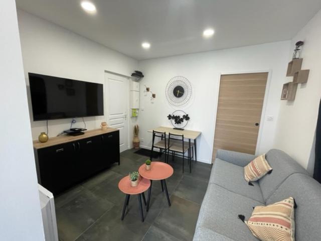 - Le Nuage - Unique, Espace Spa Privatif Et Jardin Avec Plancha Et Salon Privatif, Stationnement Public Gratuit Niort Luaran gambar