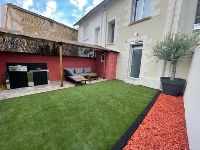 - Le Nuage - Unique, Espace Spa Privatif Et Jardin Avec Plancha Et Salon Privatif, Stationnement Public Gratuit Niort Luaran gambar